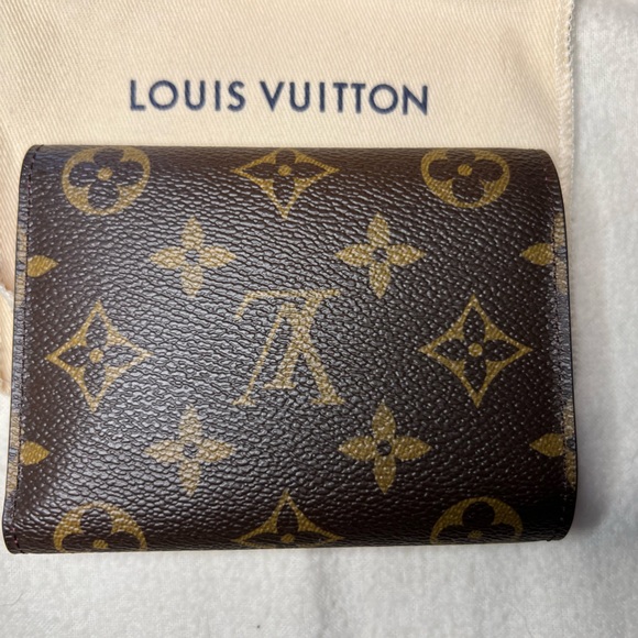 Louis Vuitton Christmas Animation 2022 Victorine Wallet - Fuchsia/Pink - Picture 3 of 11